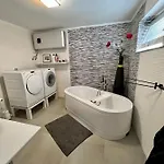 Dreamtime - One Badroom And 1 Livingroom