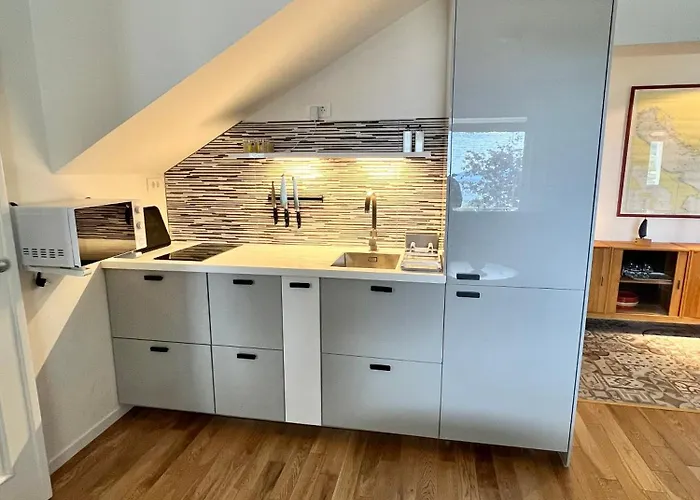 Dreamtime - One Badroom And 1 Livingroom *